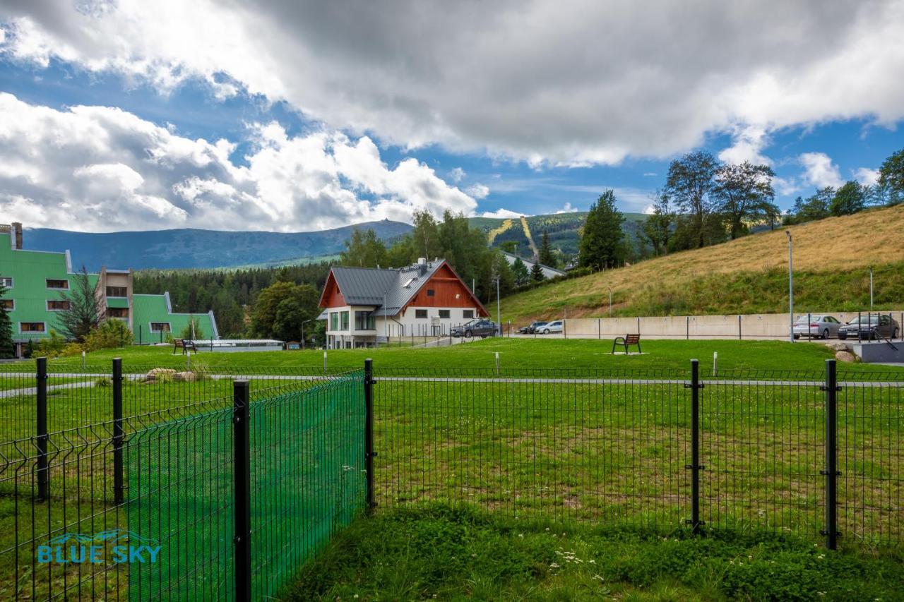 Apartamenty Bluesky - Karkonoska 13, Z Widokiem Na Gory, Blisko Szlakow I Wyciagow, W Zielonej Okolicy Karpacz Esterno foto
